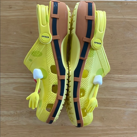CROCS SpongeBob - Picture 2 of 3